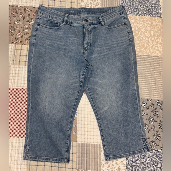 St John’s Bay 14p Jean Capri, EUC - Picture 3 of 6